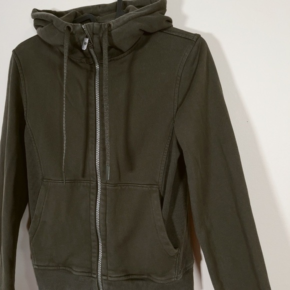 Lululemon  Press Pause Jacket In Dark Olive - Picture 9 of 16